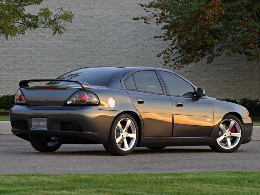  Pontiac Grand Am GXP Concept 2002 года  (фото 5 из 7)